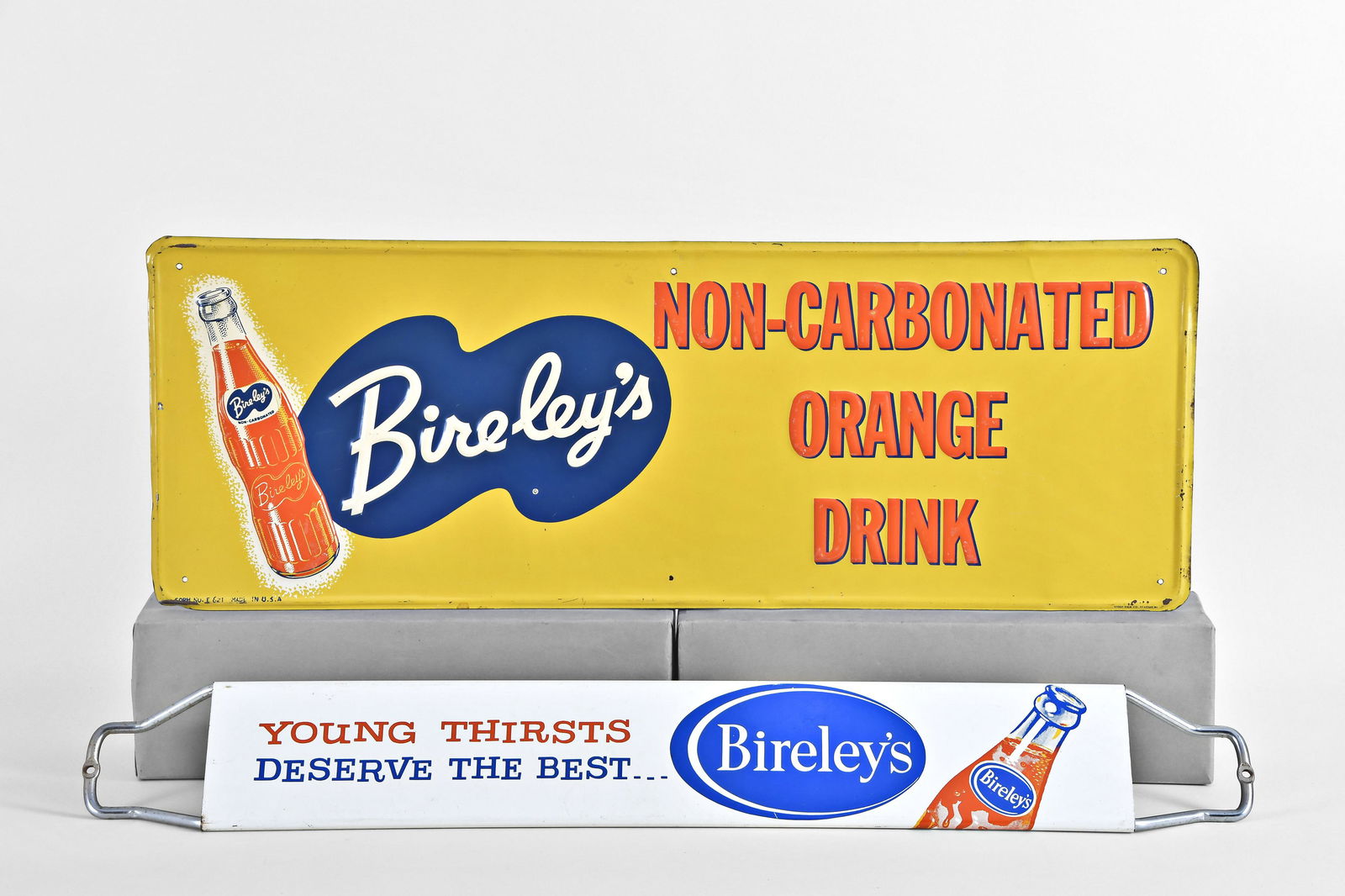 Lot containing a Bireley's Orange Drink sign and door (1 of 4)