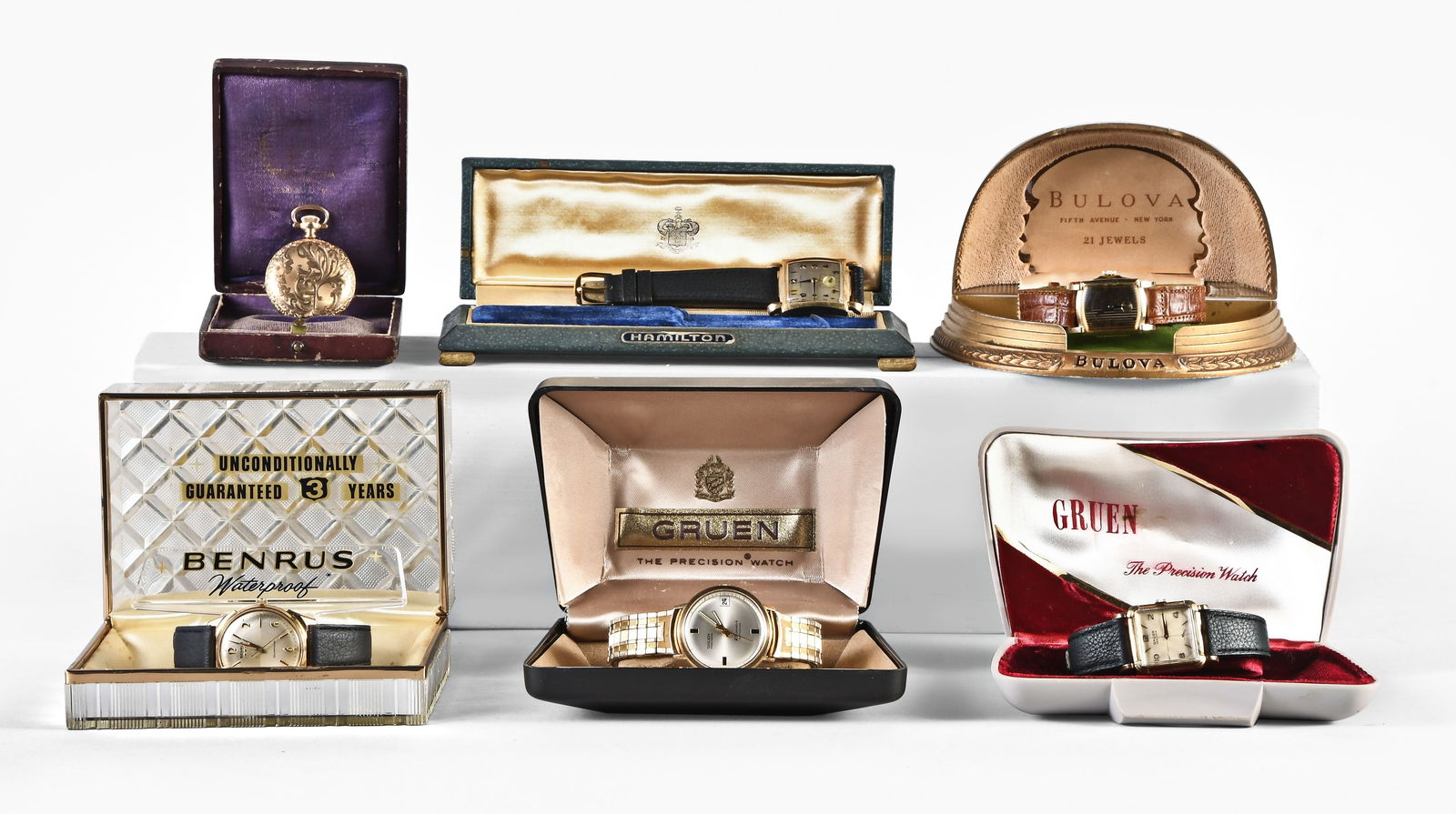 A lot of five wrist watches and a pocket watch, all with boxes (1 of 2)