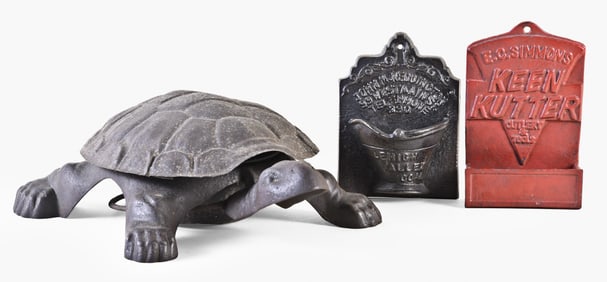 A lot of antique cast iron items