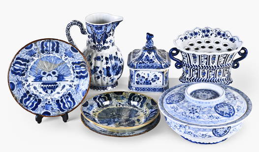 A lot of seven pieces of blue and white Delft and Canton ceramics: 7 (Seven) pieces of blue and white ceramics, including three late 18th century Delft plates, two in peacock pattern, 9in, a Delft water jug, tulip holder, and covered dish, all late 19th century and f