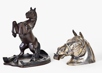 A lot of two equestrian themed desk items