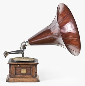 A Columbia similar to the "BI" model disc phonograph