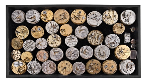 A lot of Swiss, English and American wrist and pocket watch movements