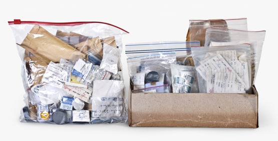 A good lot of Seiko watch material including for the cal. 6309