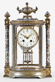 A French oval crystal regulator