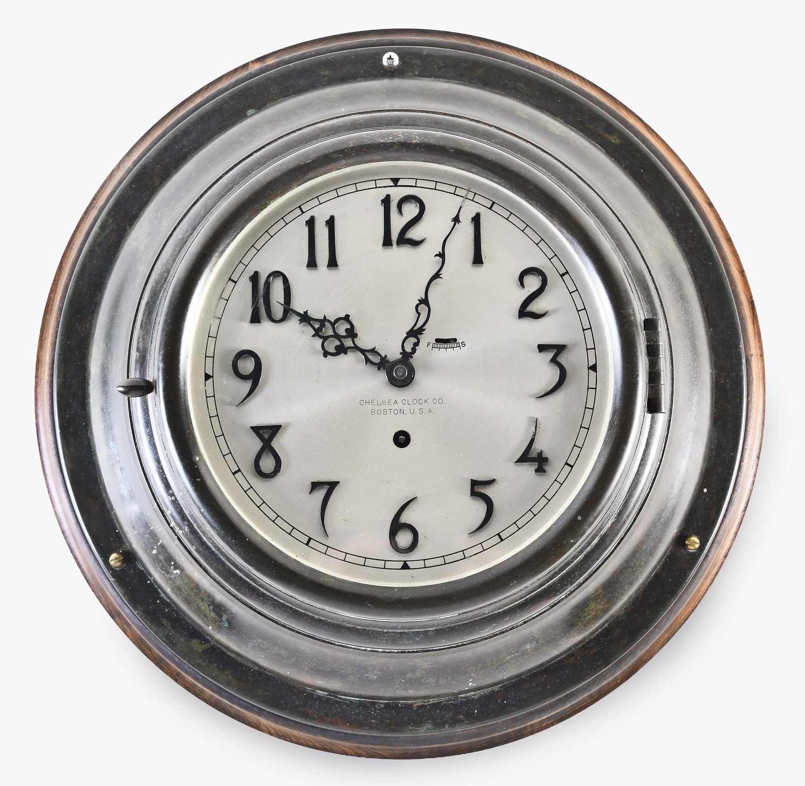 A rare Cheslea Clock Co. Wardroom hanging clock (1 of 8)