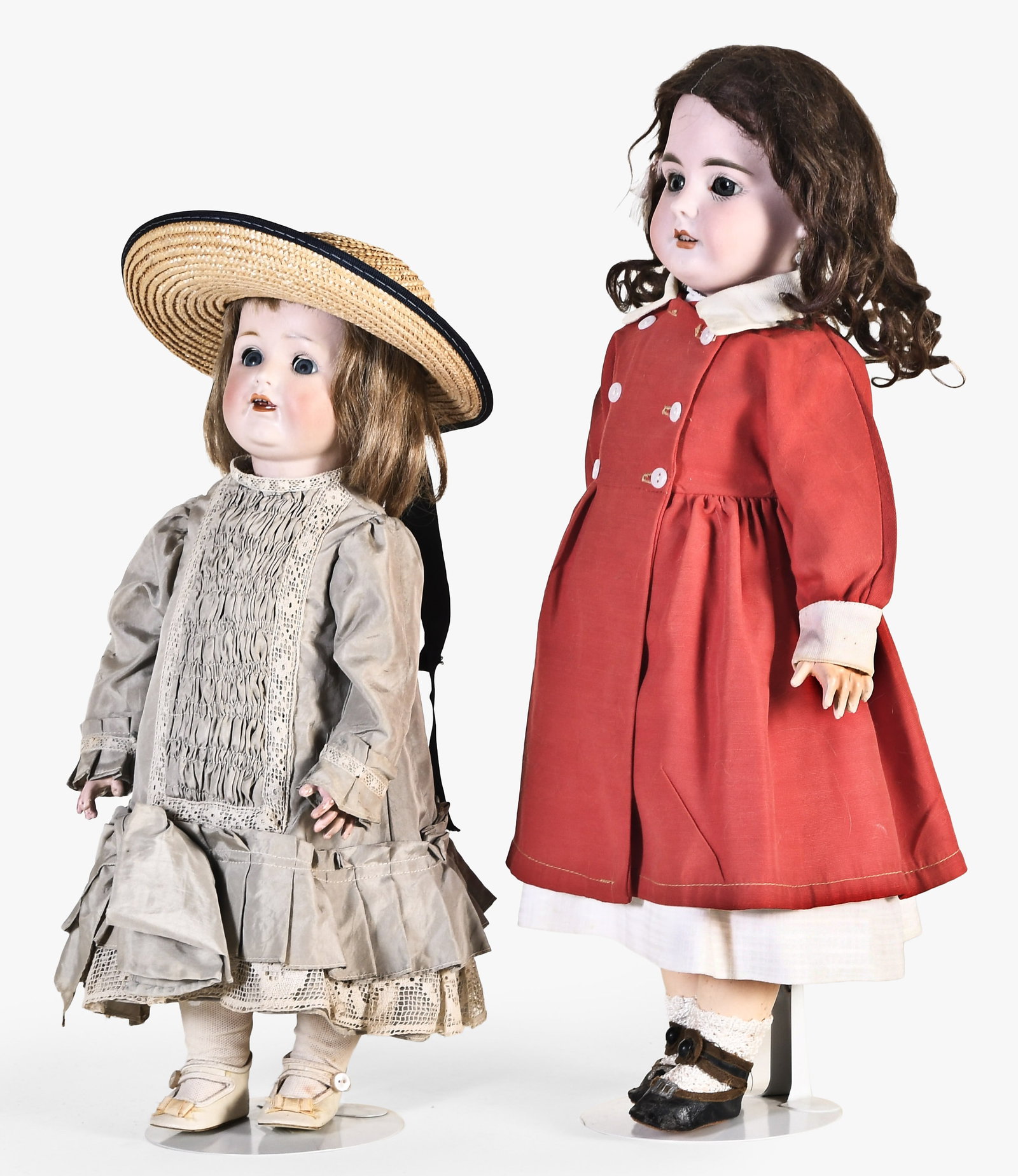A lot of two early 20th century German bisque dolls including a 16 inch Kestner 260 (1 of 6)