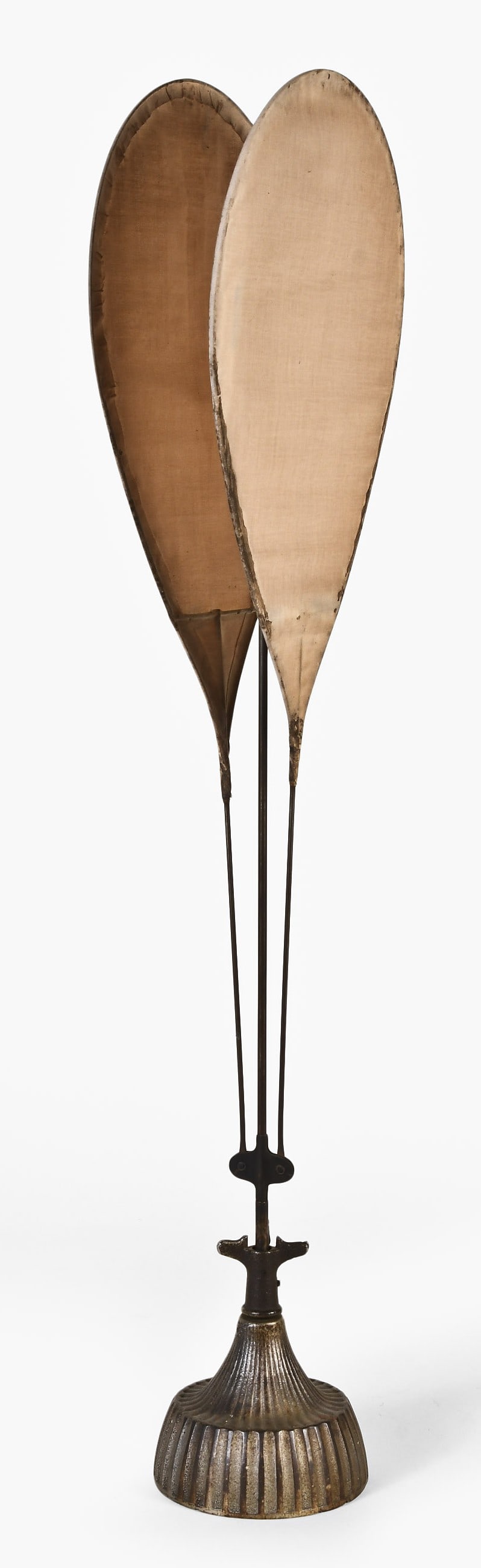 A late 19th century clockwork fly fan (1 of 5)