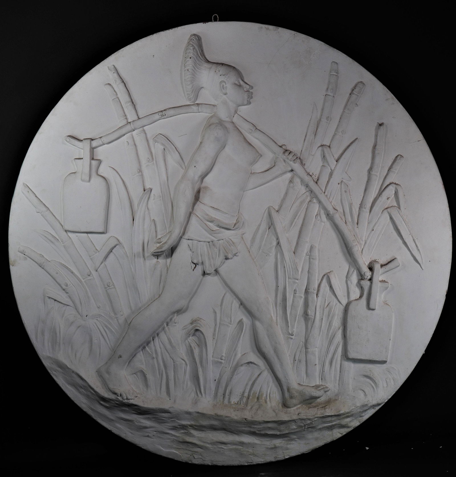 Fanny Rozet Imposing study plaster representing a: Fanny Rozet Imposing study plaster representing a Mangbetu water carrier - 1.28m in diameterRegion: AFRICAPeriod: 20iemeSizes: D=1280mmWeight (K): 34kgState: authentic period object - patina of use