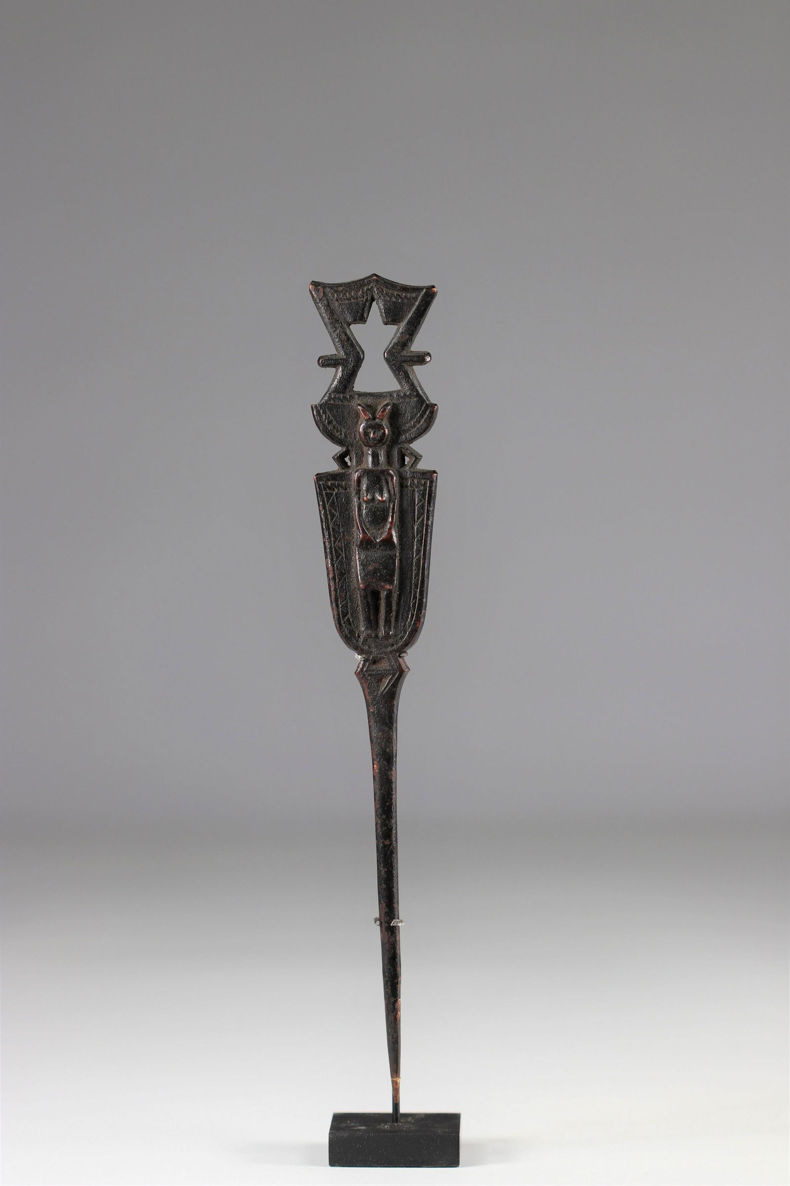 Hairpin - Kwere - private Belgium-mid 20th century (1 of 4)