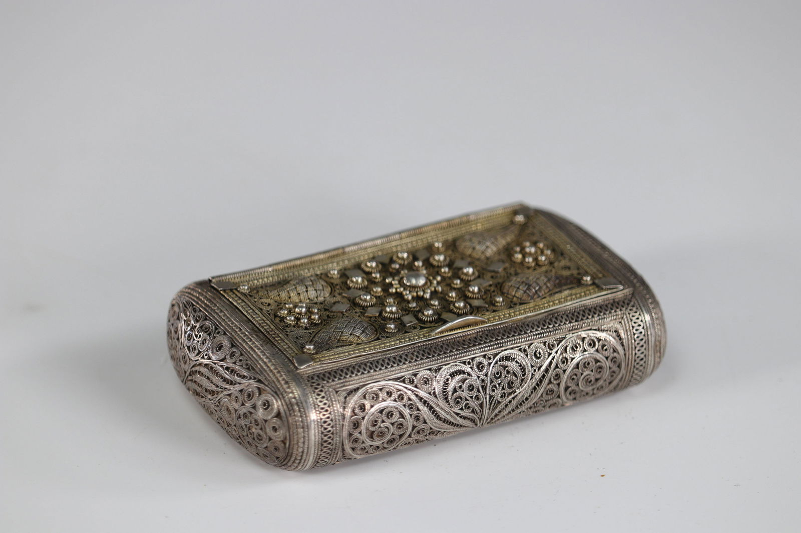 filigree silver box circa 1900 (1 of 3)