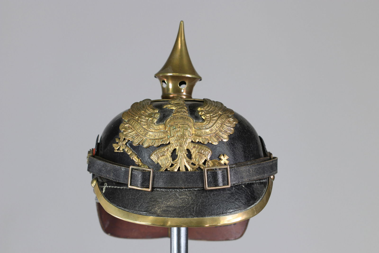 German Prussian helmet 14-18 infantry (1 of 5)