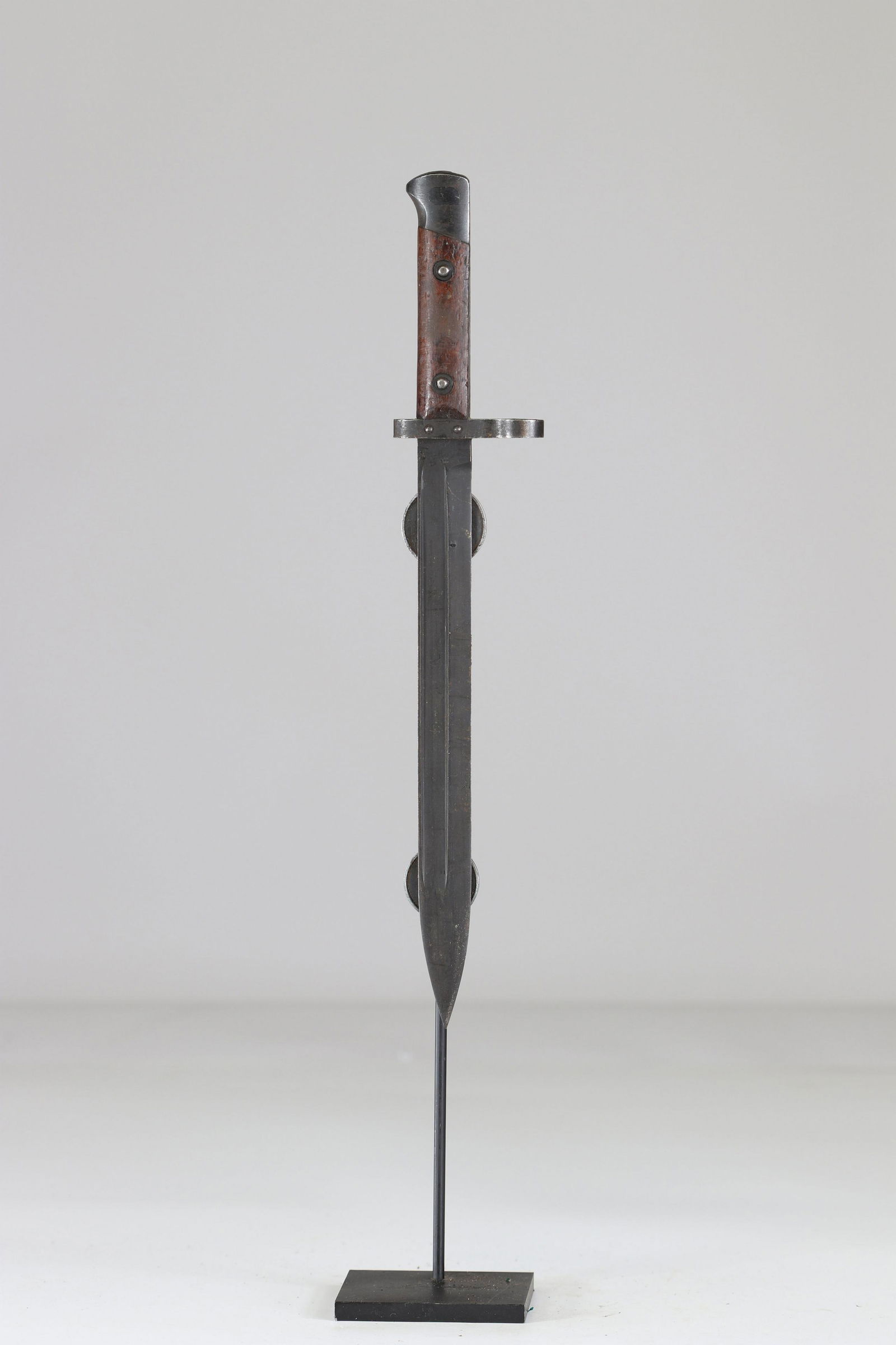 Czechoslovakian WWII bayonet (1 of 2)