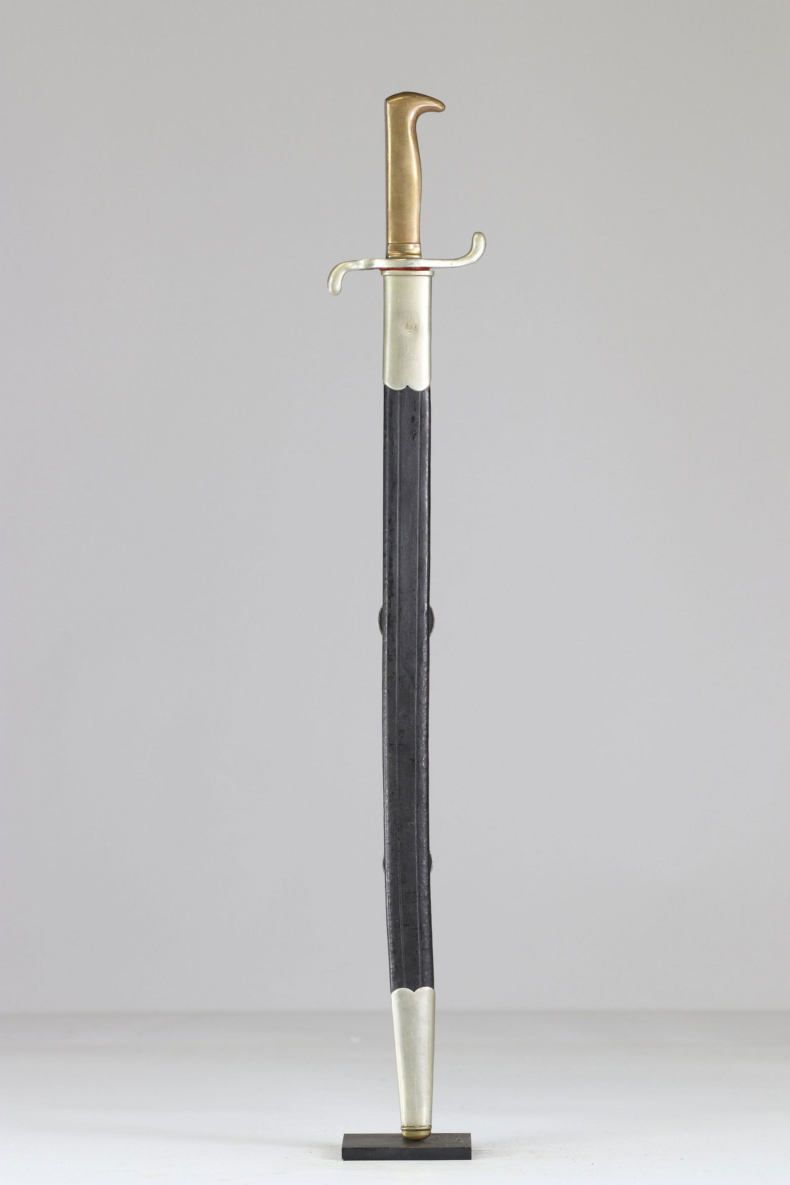 Germany side weapon release outfit 14-18 (1 of 3)