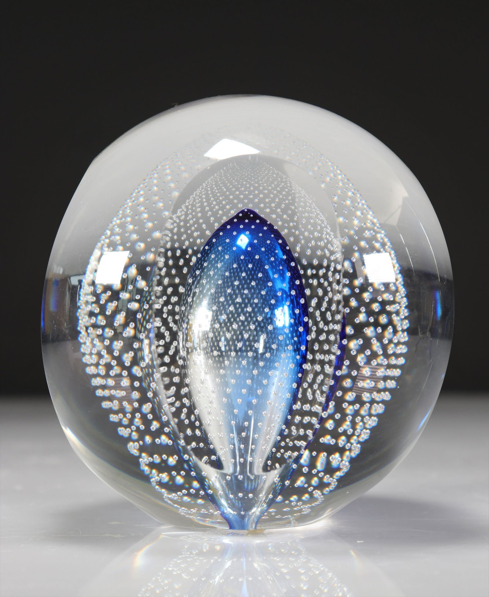 Val Saint-Lambert paperweight. Carrera (1 of 3)