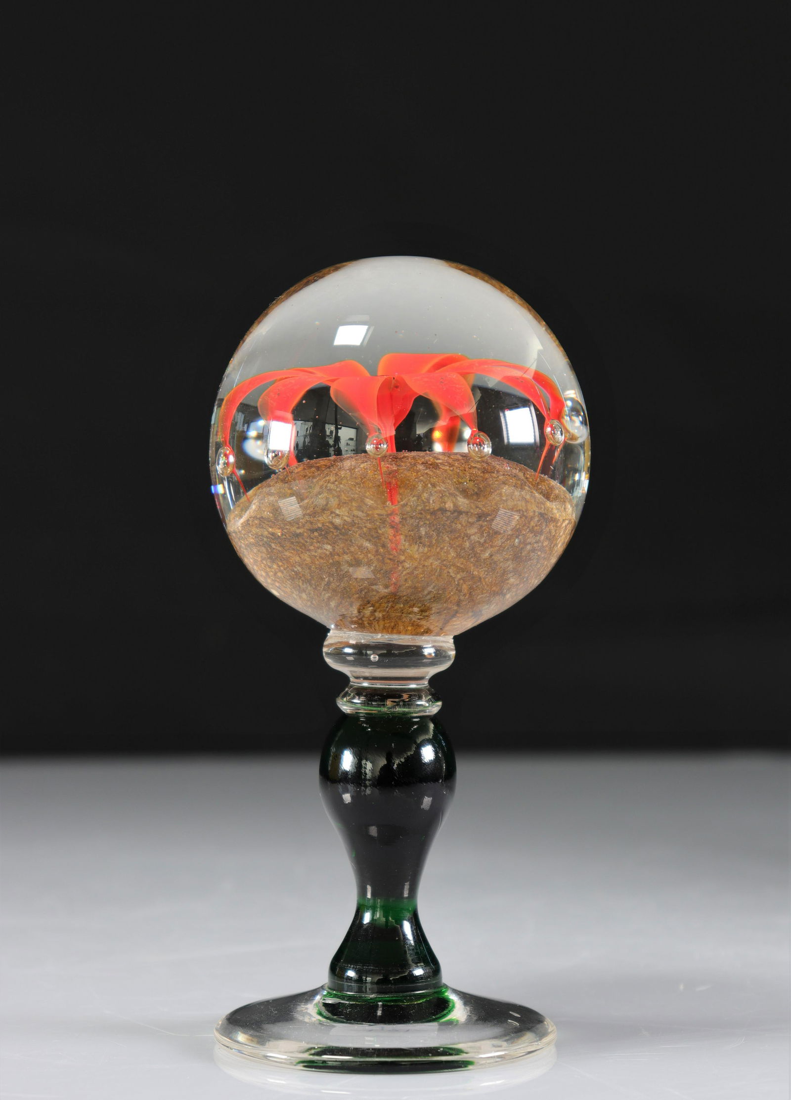 Val Saint-Lambert Paperweight (1 of 2)