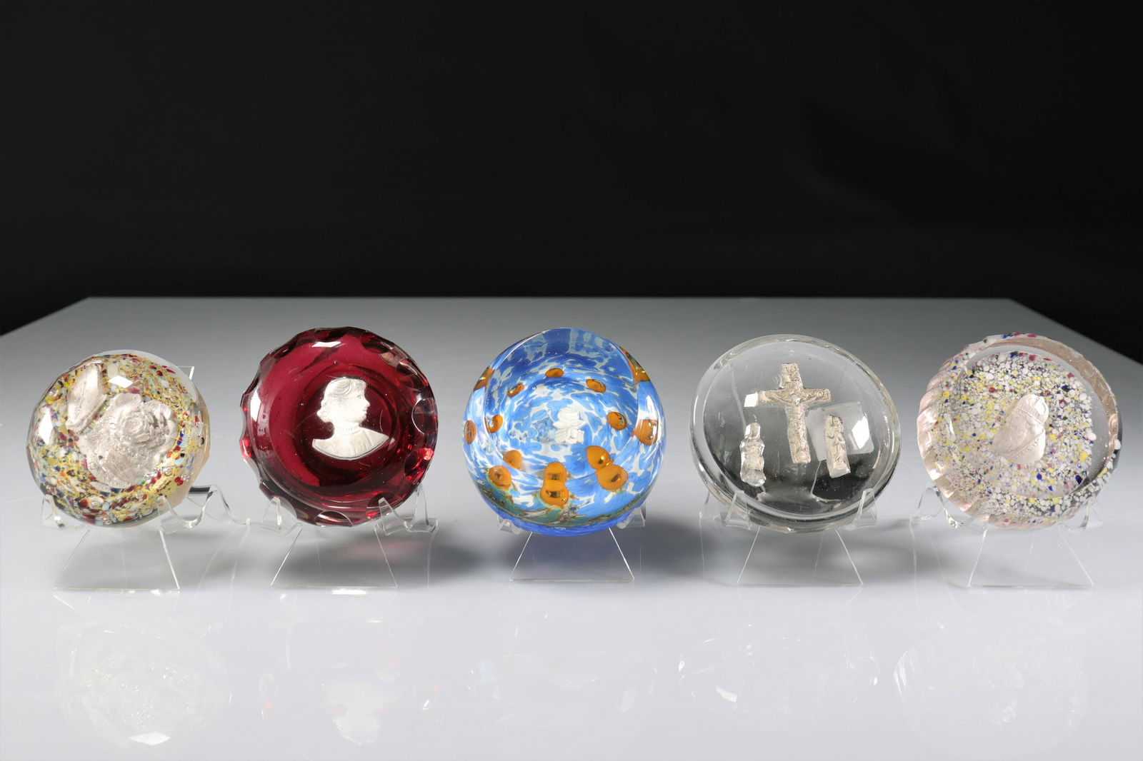 Paperweight. Lot of 5 religious Val Saint-Lambert (1 of 1)