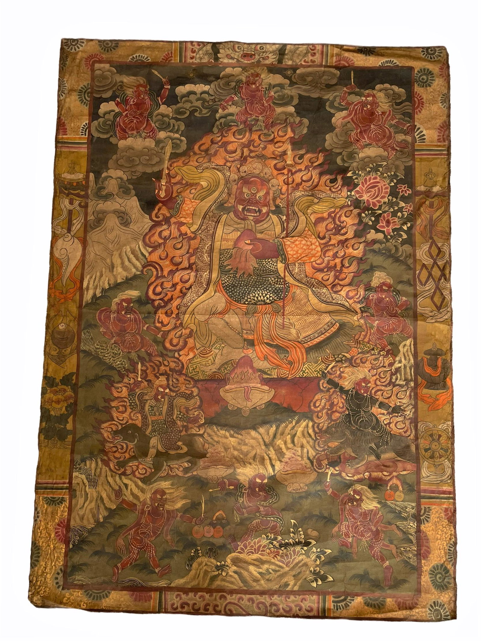 ancient tibetan tanka: ancient tibetan tanka - Weight: 380 g - Region: Tibet - Sizes: L=1550mm l=1120mm - Condition: wear/worn