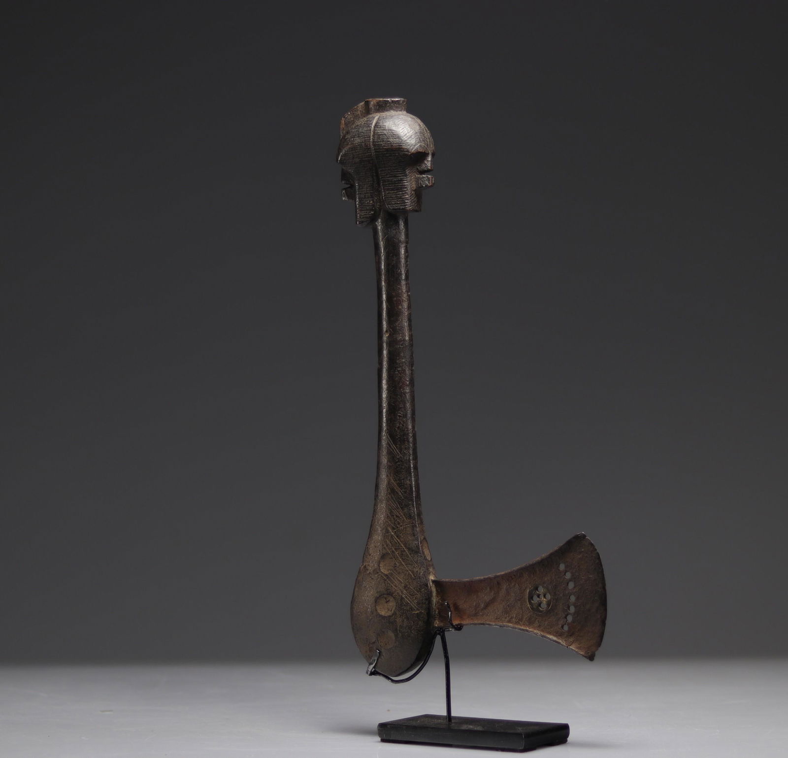 Songye ax adorned with two heads (1 of 3)