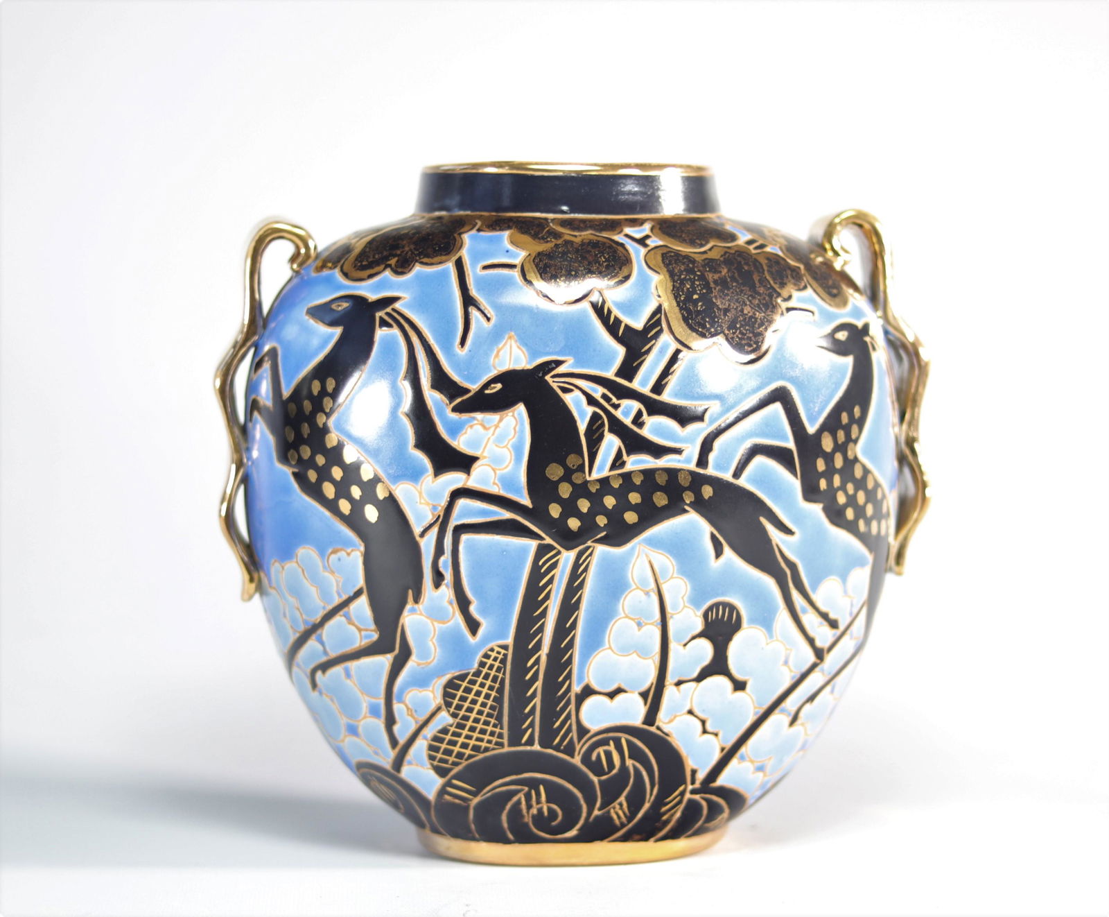 Boch Keramis decorated with deers - Art Deco: Boch Keramis decorated with deers - Art Deco - Weight: 1.96 kg - Shipping available - Region: Belgique - Sizes: h 200 mm x L 240 mm - At first glance: very good condition - Author / artist: Boch Keram