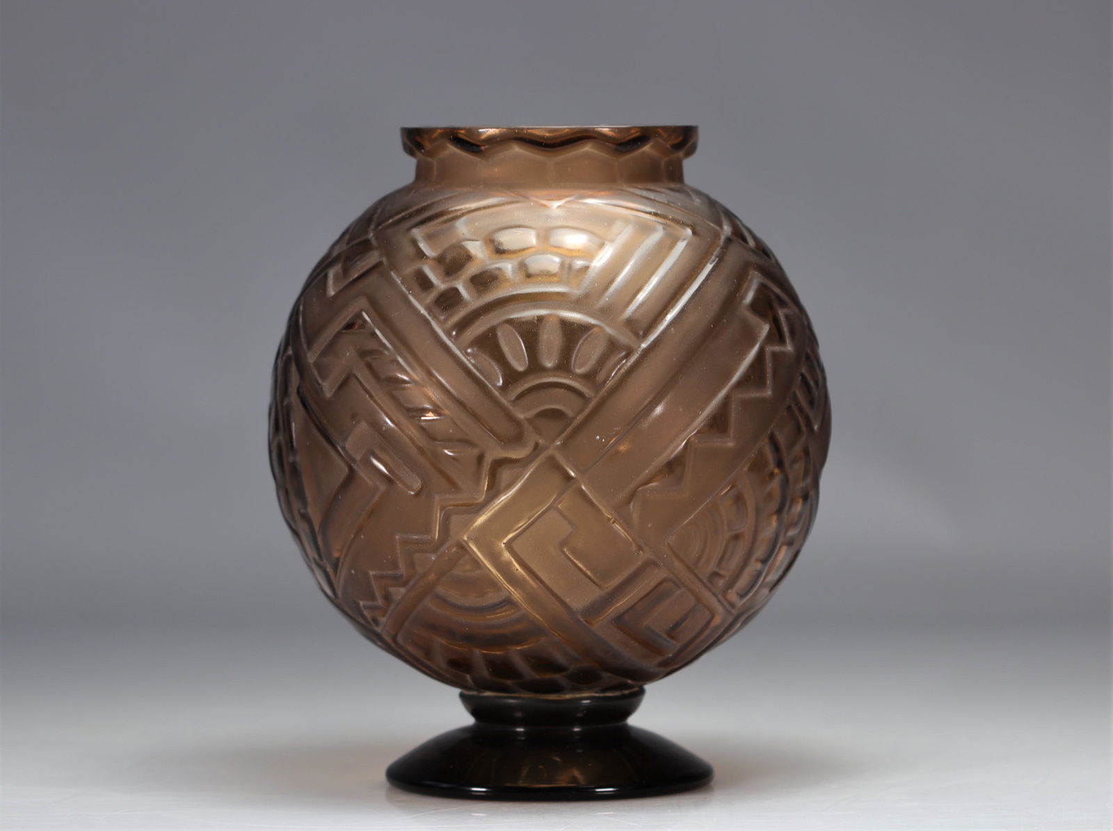 Sabino Art Deco vase satin gray geometric decoration catalog Raisonne nÂ° 7011B (1 of 3)