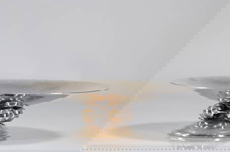 Luc LANEL (1893 - 1965) silver-plated fruit bowl: Luc LANEL (1893 - 1965) silver-plated fruit bowl - for Christofle. - Weight: 1.80 kg - Shipping unavailable - Region: Europe - Period: Art Deco - Sizes: H 110 MM D 350 MM - At first glance: normal wea