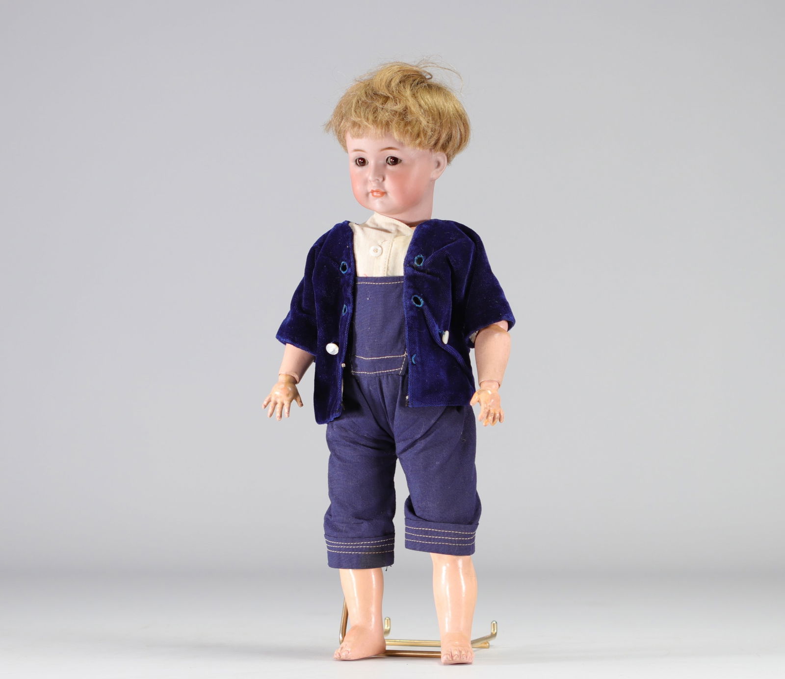 SIMON & HALBIG doll in the form of a young boy (1 of 4)