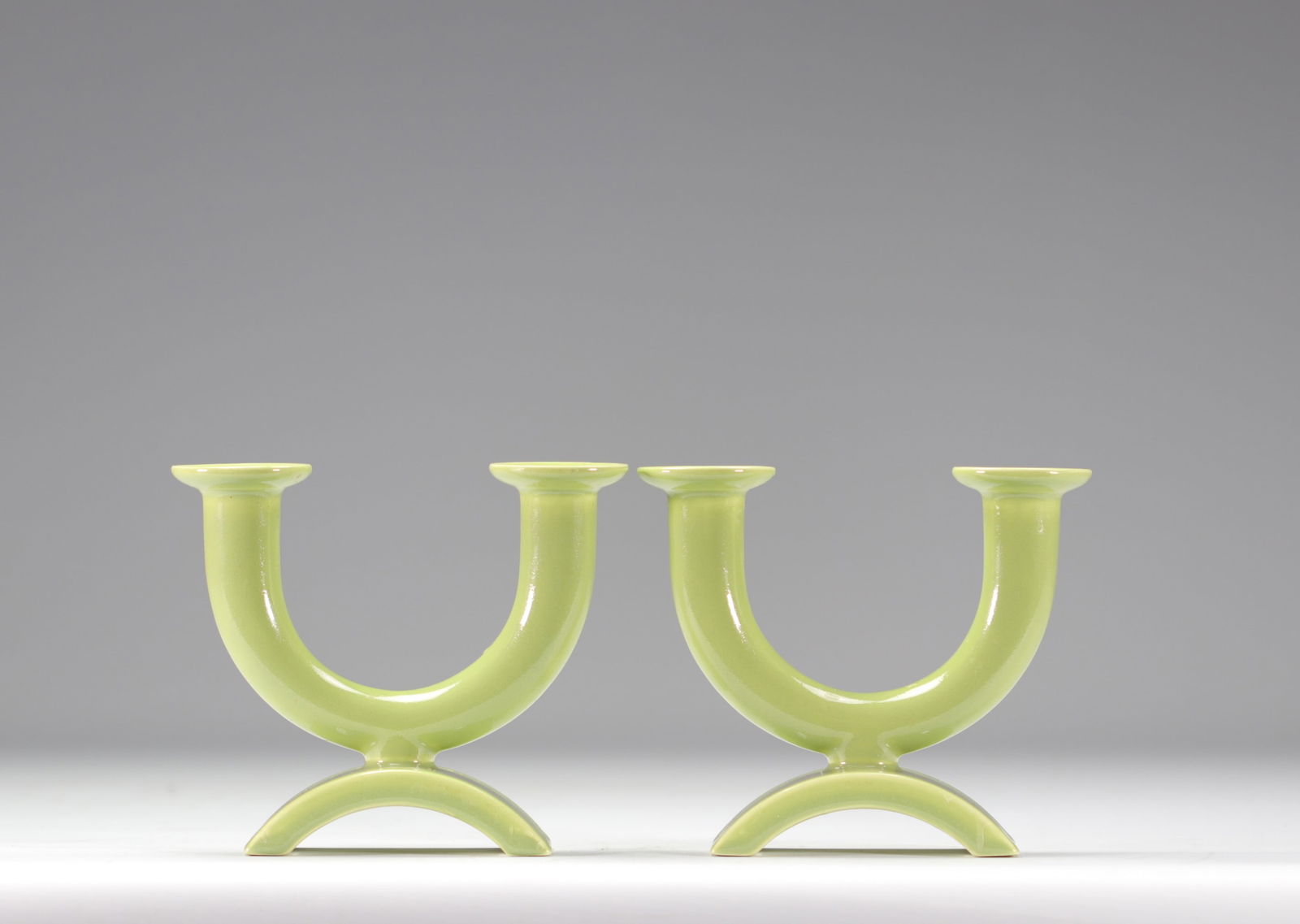 VILLEROY & BOCH Septfontaines, pair of earthenware candlesticks: VILLEROY & BOCH Septfontaines, pair of earthenware candlesticks - Weight: 772 g - Shipping unavailable - Region: Luxembourg - Sizes: H 145 mm x L 170 mm - At first glance: good condition