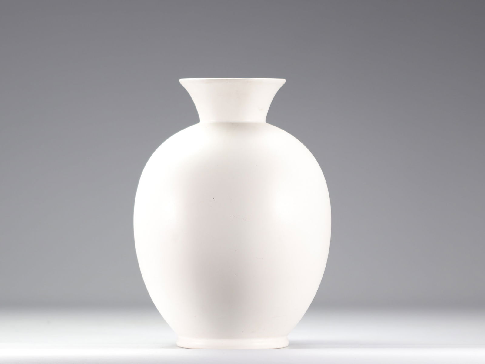 VILLEROY & BOCH Septfontaines, white earthenware vase (1 of 3)