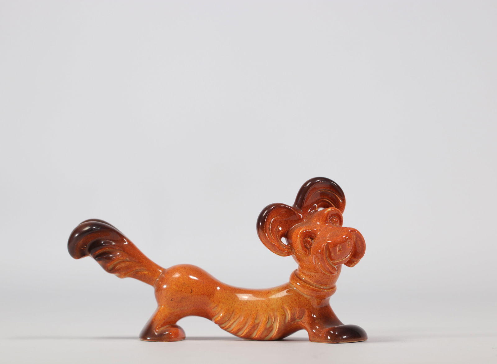 VILLEROY & BOCH Septfontaines, earthenware dog: VILLEROY & BOCH Septfontaines, earthenware dog - Weight: 345 g - Shipping unavailable - Region: Luxembourg - Sizes: h 125 mm l 220 mm - At first glance: good condition