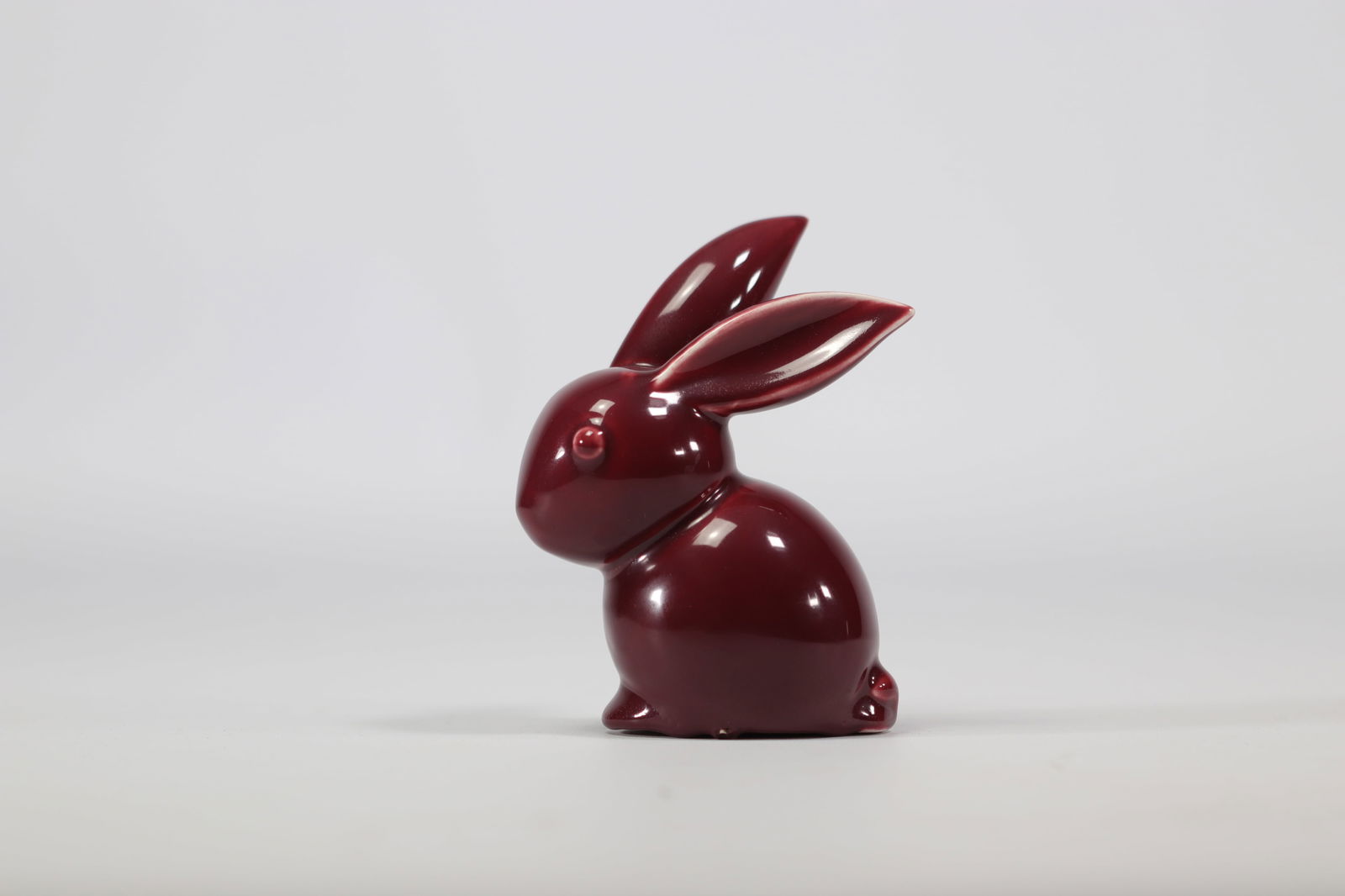 VILLEROY & BOCH Septfontaines, red earthenware rabbit: VILLEROY & BOCH Septfontaines, red earthenware rabbit - Weight: 265 g - Shipping available - Region: Luxemburg - Sizes: h 140 mm l 100 mm - At first glance: good condition