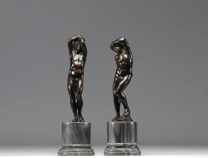 (2) Barthelemy PRIEUR (1536-1611) "att." pair of bronze statues of "naked men": (2) Barthelemy PRIEUR (1536-1611) "att." pair of bronze statues of "naked men". Each statue depicts a man in a different position. Both statues rest on a rather large marble base. - Weight: 2.73 kg -