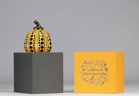 Yayoi Kusama (born 1929). "Dots Obsession - Pumpkin yellow". Pumpkin-shaped sculpture in painted: Yayoi Kusama (born 1929). "Dots Obsession - Pumpkin yellow". Pumpkin-shaped sculpture in painted painted resin. Signed under the base of the sculpture. Dimensions: 8 x 10.5 x 8 cm. Excellent condition