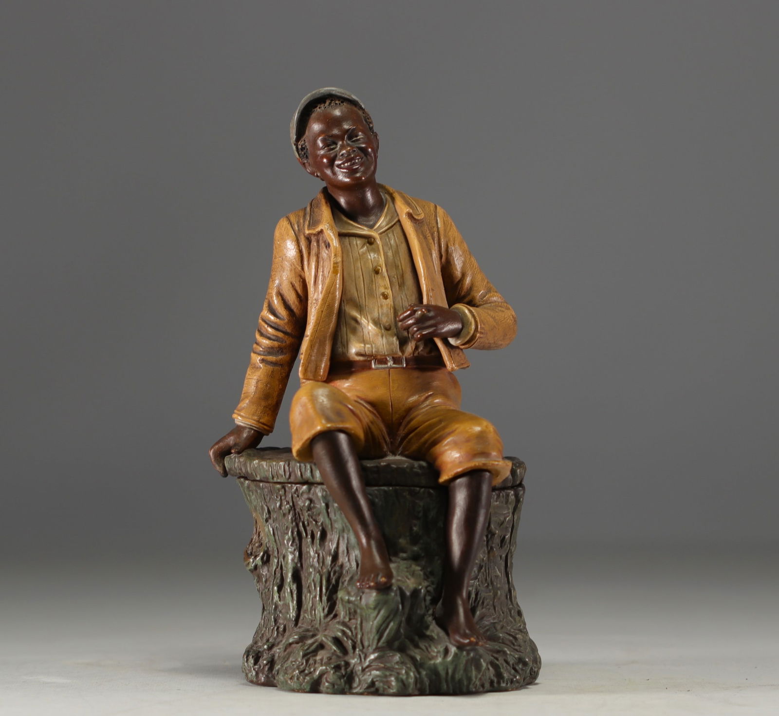 Bernhard BLOCH (1836-1909) "Young African with cigar" Beautiful polychrome terracotta tobacco pot. (1 of 4)