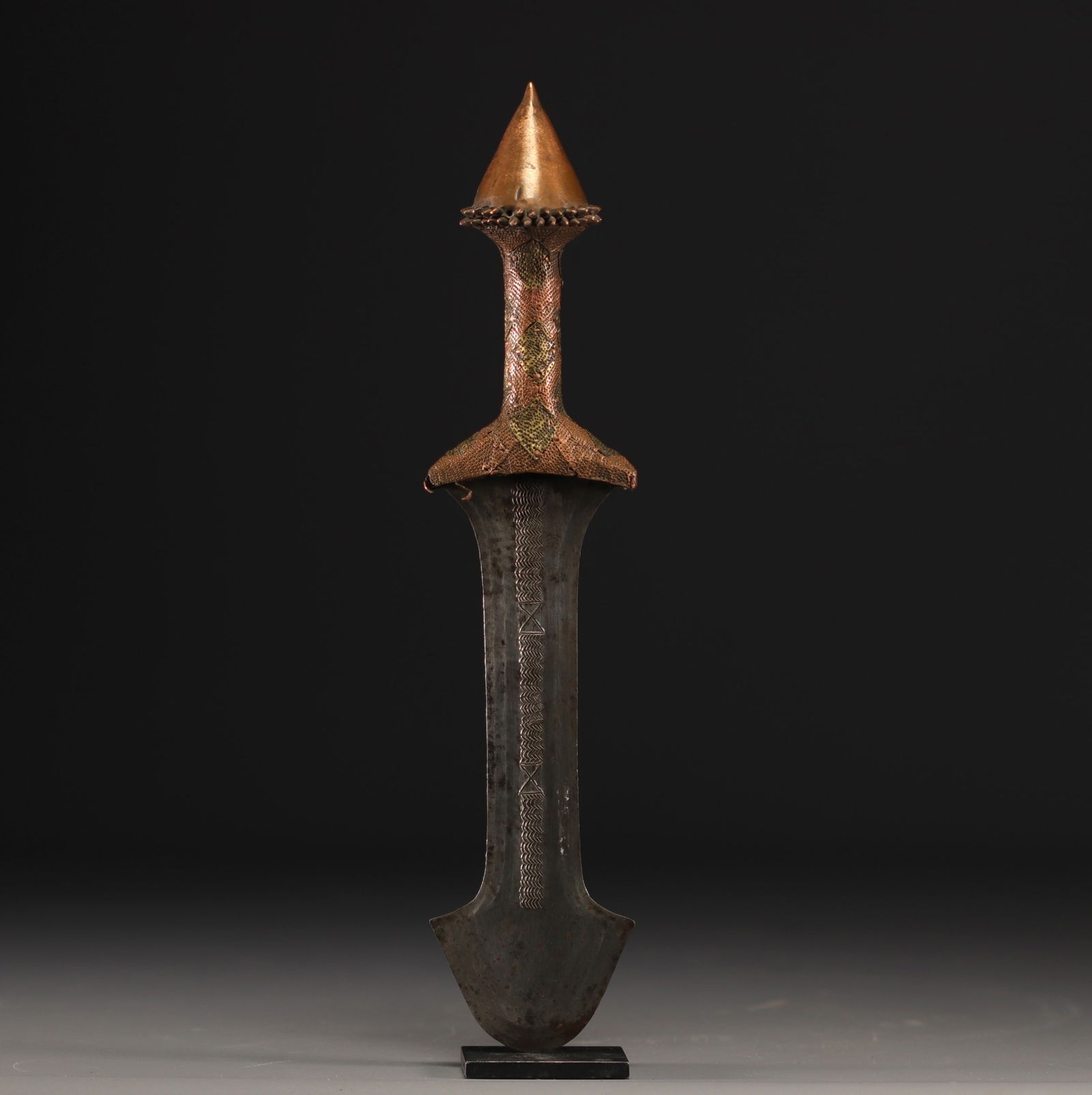 Tetela knife - Rep.Dem.Congo (1 of 2)