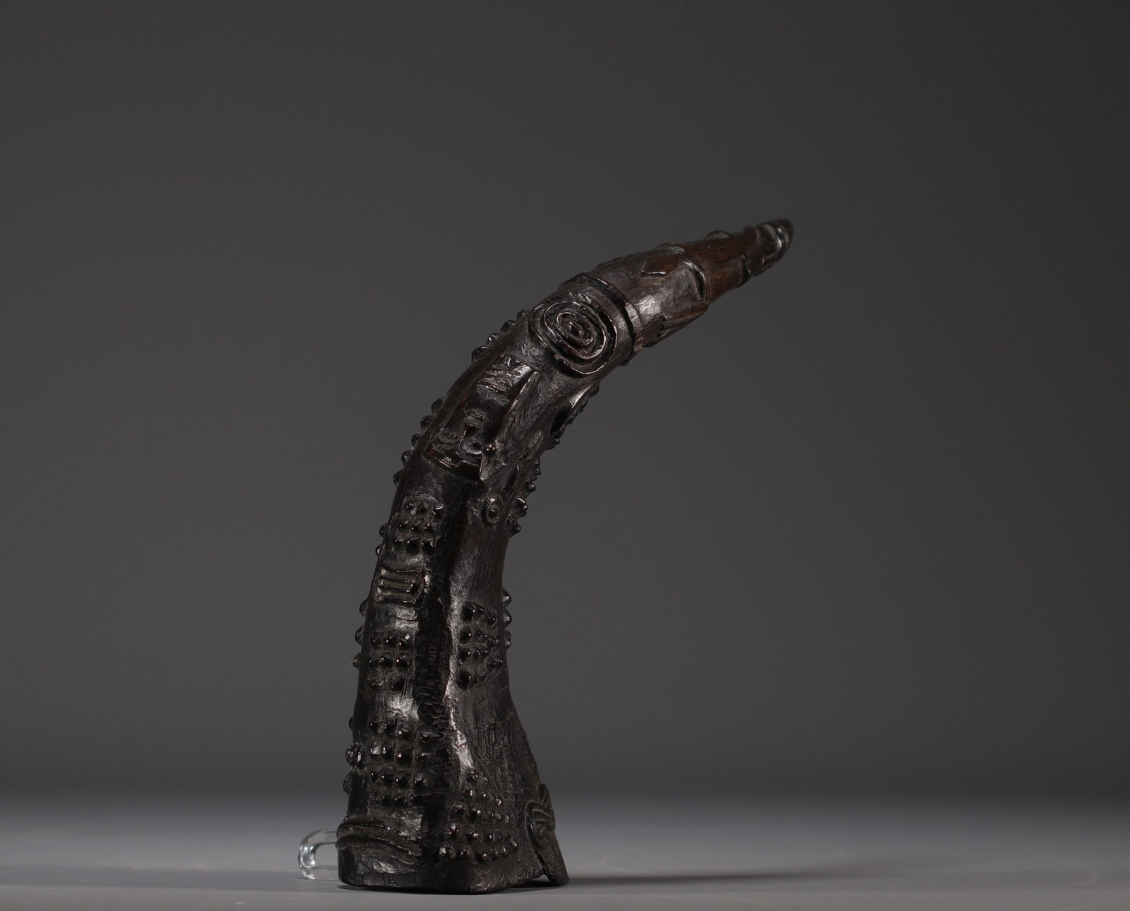 Buffalo horn libatory cup - Kuba - Rep.Dem.Congo (1 of 4)