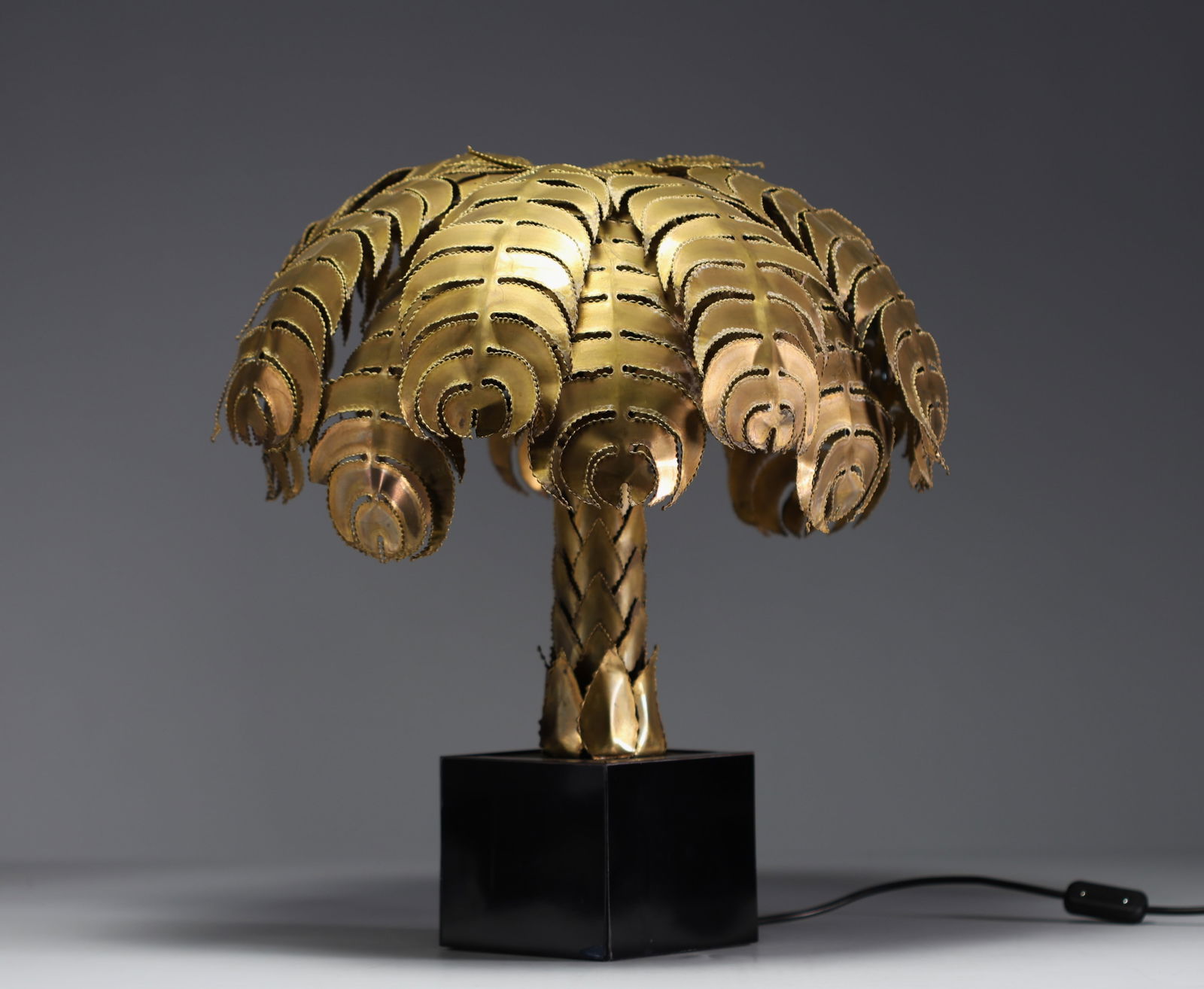 Ateliers Christian Techoueyres for Maison Jansen - Palm tree lamps in solid brass, circa 1970. (1 of 5)