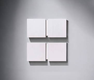 Christophe GEVERS (1928 - 2007) Pair of Square 2G wall lights in white lacquered metal.: Christophe GEVERS (1928 - 2007) Pair of Square 2G wall lights in white lacquered metal. Normal wear Born in 1928, this self-taught craftsman distinguishes himself by using raw materials that become in