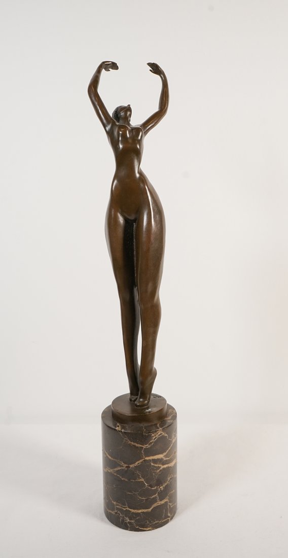 Abstract Figurative Bronze Statue (1 of 7)
