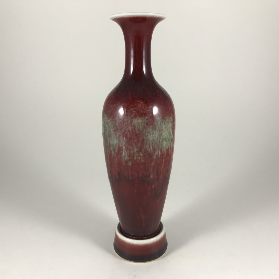Chinese Qing Dynasty Red Vase (1 of 7)