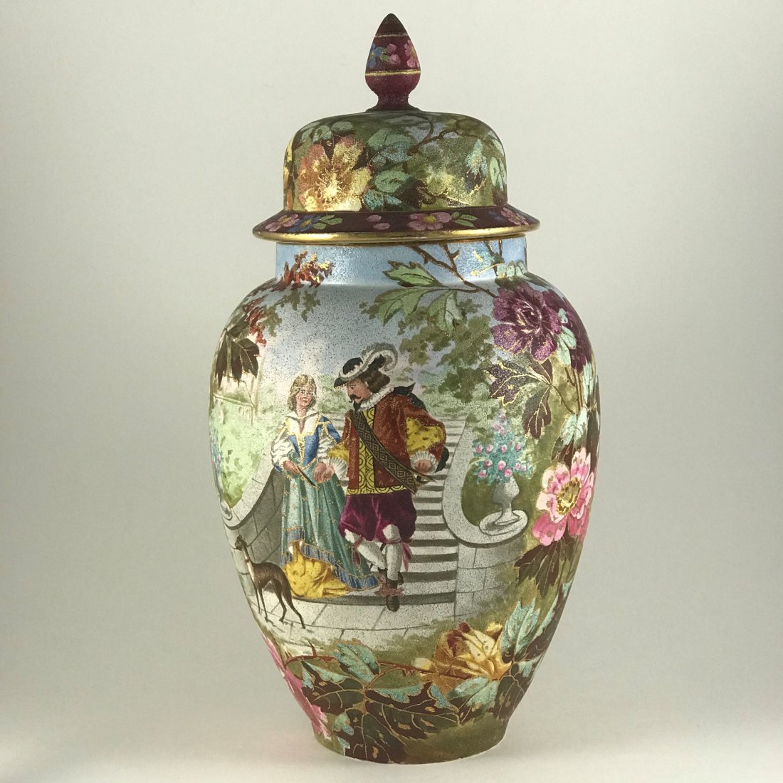 Royal Bonn Urn (1 of 4)