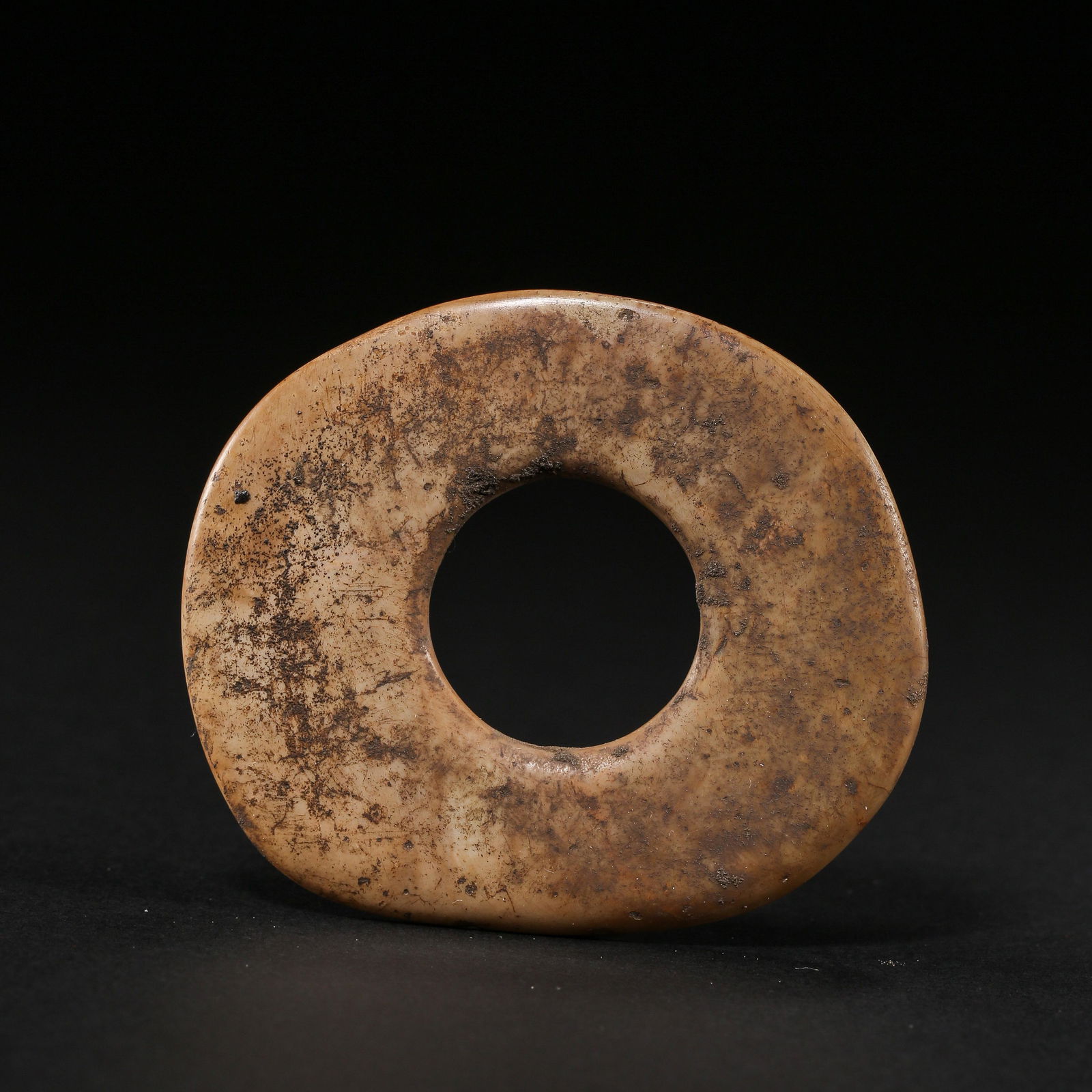 CHIKU PAI JADE BI, HONGSHAN PERIOD, CHINA (1 of 7)