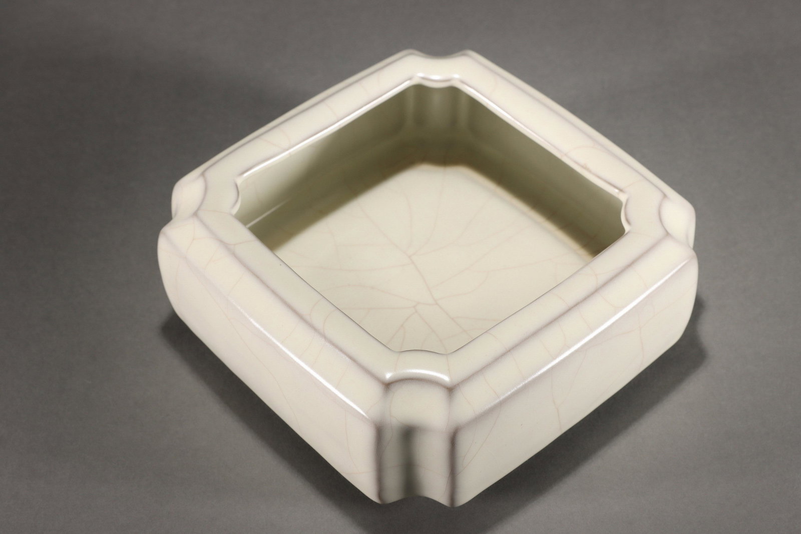 SONG DYNASTY OFFICIAL WARE BRUSH WASHING (1 of 6)