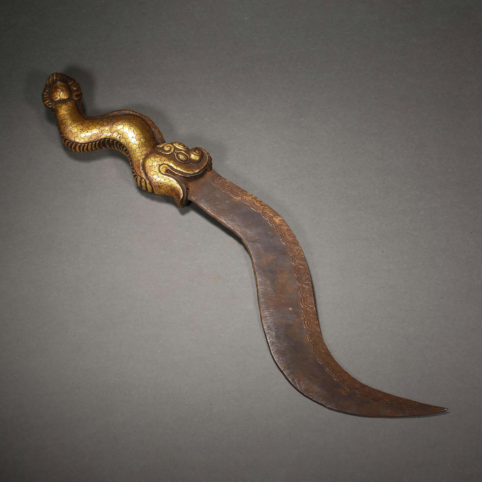 IRON GILDED CAPRICORN DRAGON KNIFE (1 of 10)
