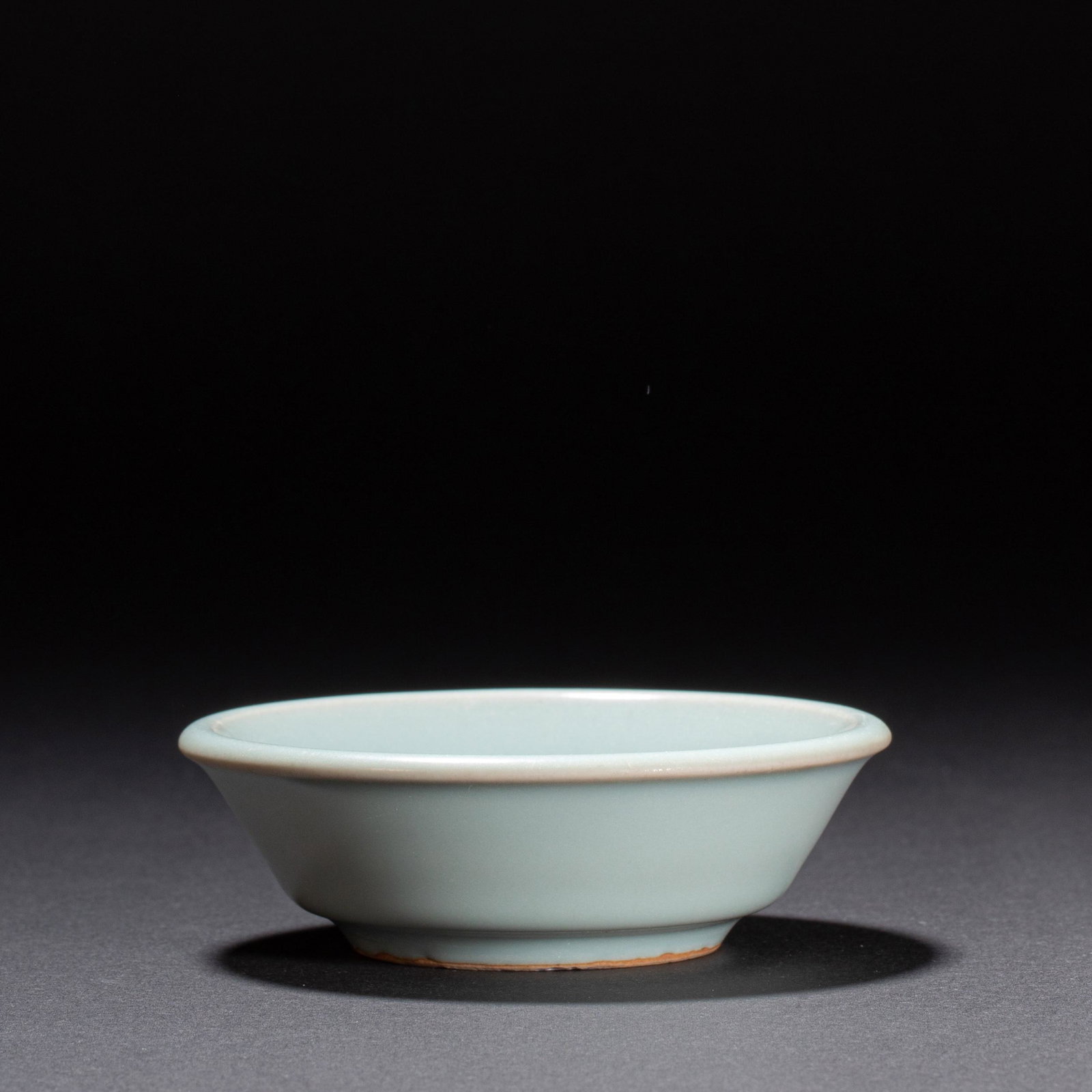 LONGQUAN WARE? FOLDING ALONG BRUSH WASHING, SOUTHERN SONG DYNASTY, CHINA (1 of 9)