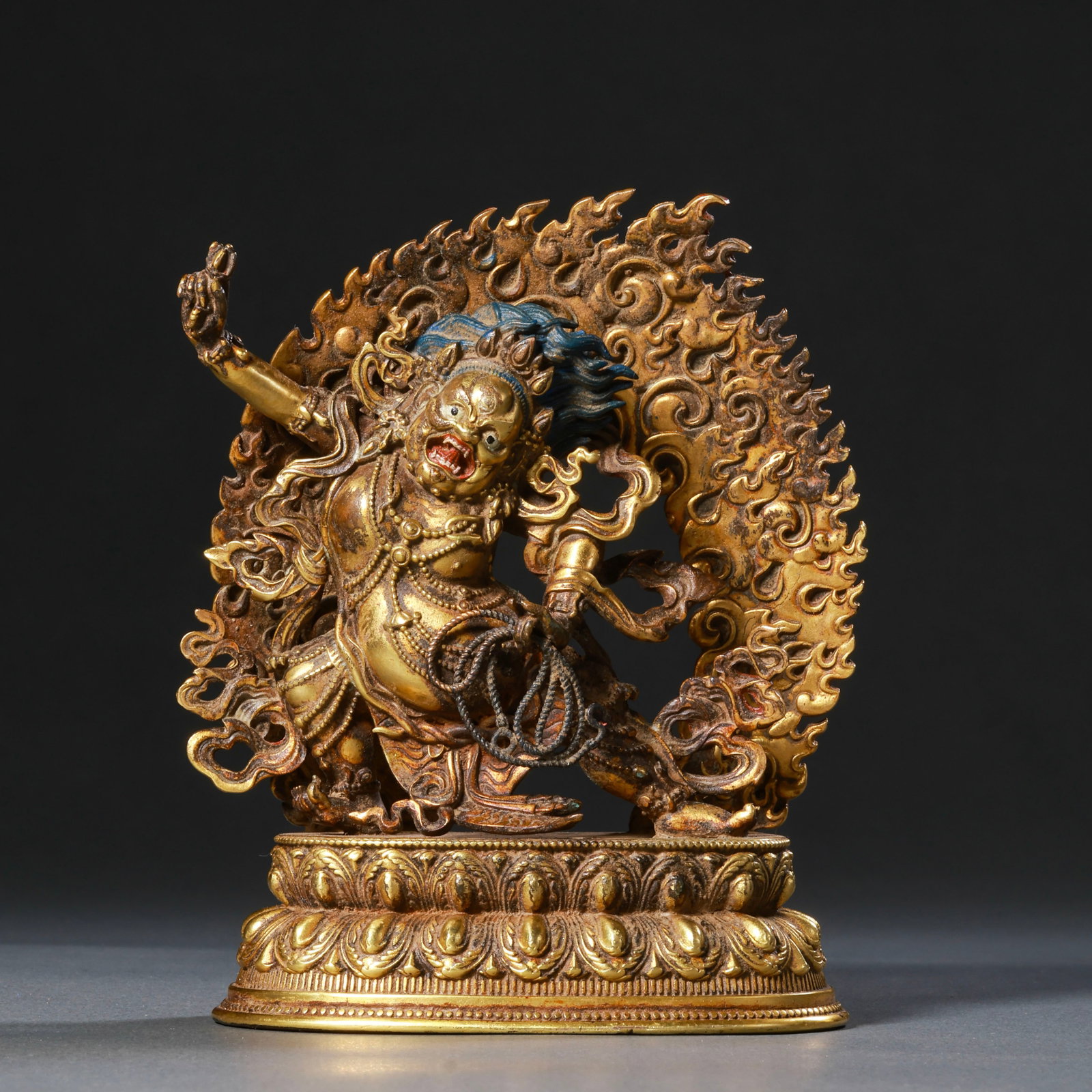 Chinese Qing Dynasty Gilded Bronze Vajra Statue: H. 10.5 cm. W. 9 cm. Weight. 580 gram.