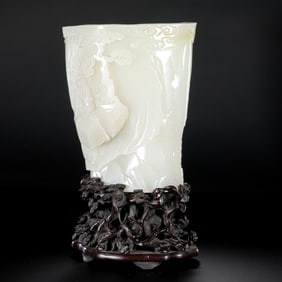 Chinese Qing Dynasty Hetian White Jade Carved Brush Holder