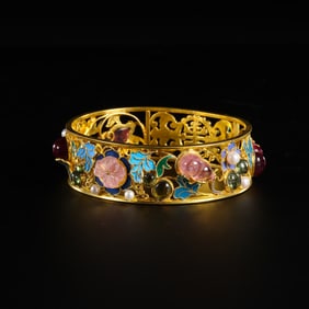 Chinese Qing Dynasty Pure Gold Bracelet Inlaid with Gemstones