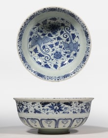 Chinese Yuan Dynasty Blue and White Double Phoenix Pattern Bowl