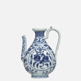 Blue and white floral pattern pot, Xuande period, Ming Dynasty, China
